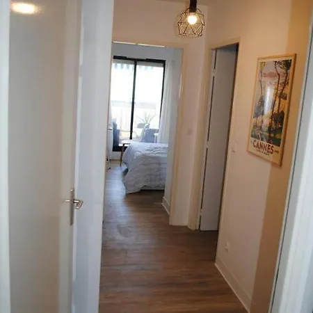 Appartement Walk To The Beach, Flat With Terrace And Parking